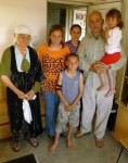 Christliche-Familie-in-Kurdistan-344x459