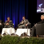 Die Gäste des Podiums: Pater Anton Lässer, Douglas Bazi, Moderator Dr. Anselm Blumberg, Don Olindo Furlanetto, Herbert Baumann (v.l.n.r.)